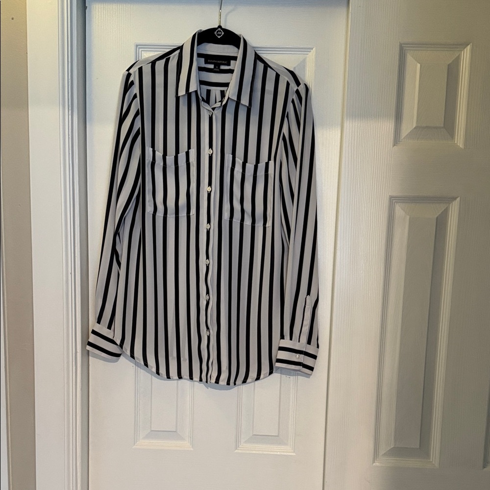 Banana Republic Black and White Striped Women's Shirt